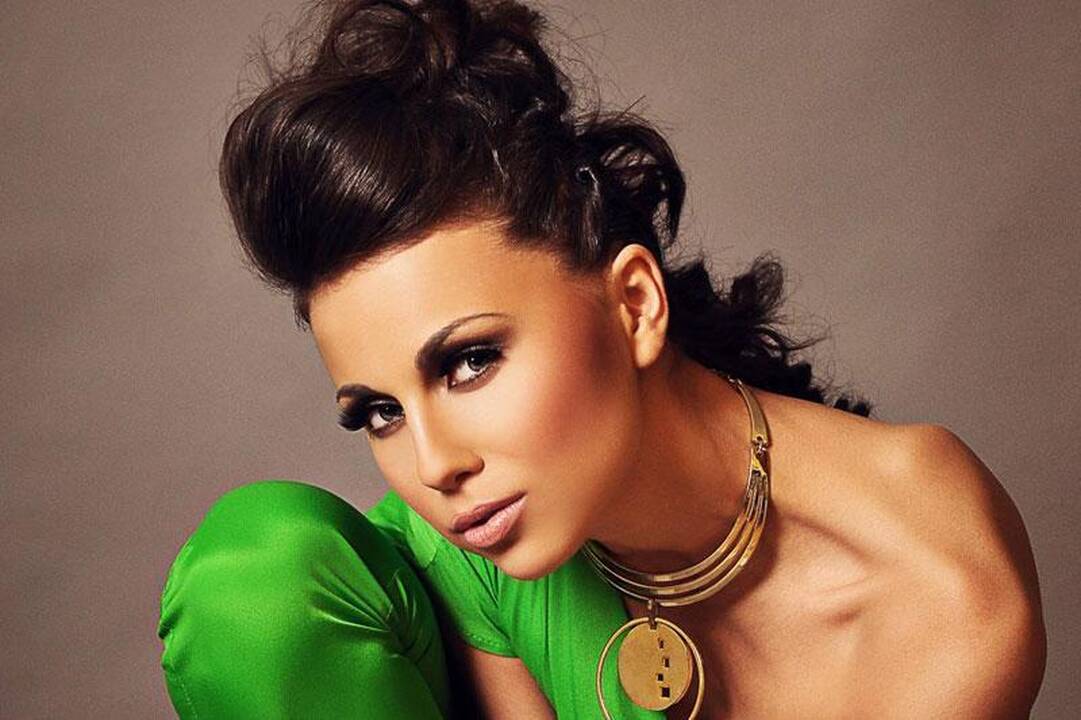 Julija iš „Pinup Girls“: apsinuoginau vardan meno