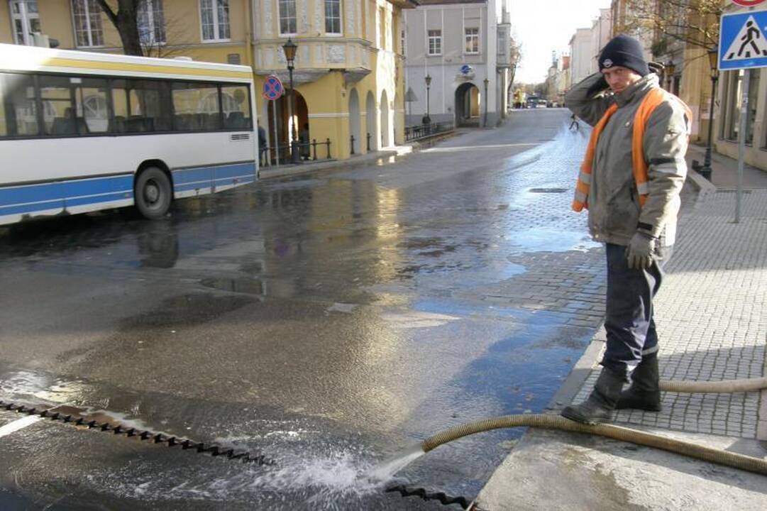 Klaipėdos Biržos tiltas ruošiamas pakėlimui
