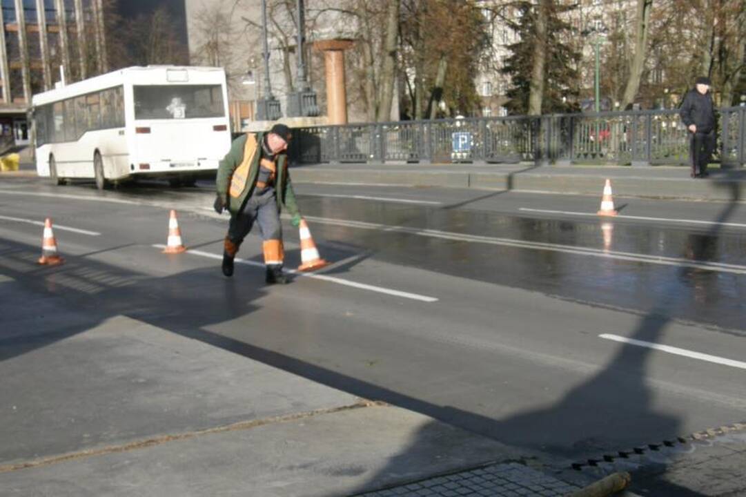 Klaipėdos Biržos tiltas ruošiamas pakėlimui