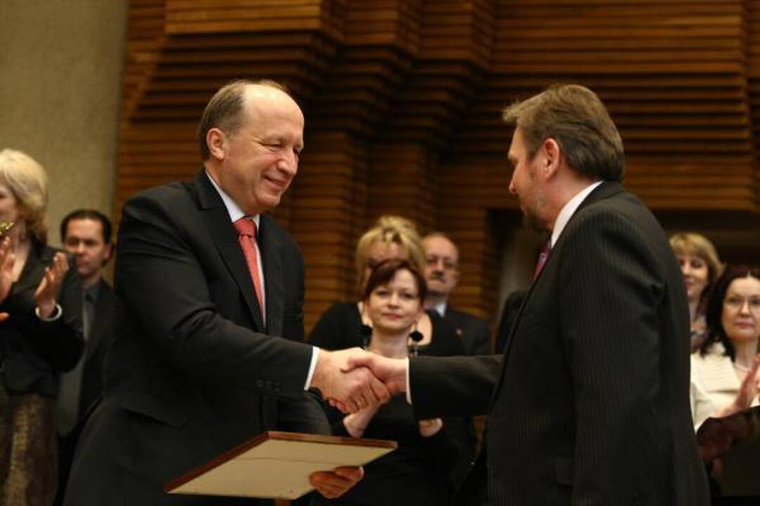 Menininkams įteiktos Vyriausybės premijos