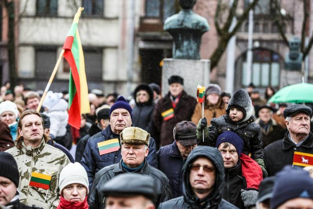 Uostamiestyje užsidegė „Audi“