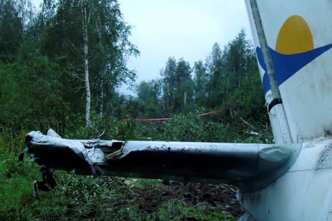 Sibire sudužus keleiviniam lėktuvui, žuvo 11 žmonių (atnaujinta)