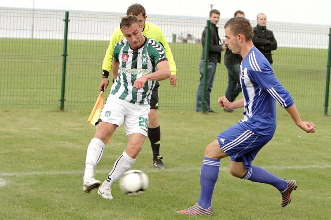Renginių maratoną Neringoje pratęsė tarptautinis futbolas