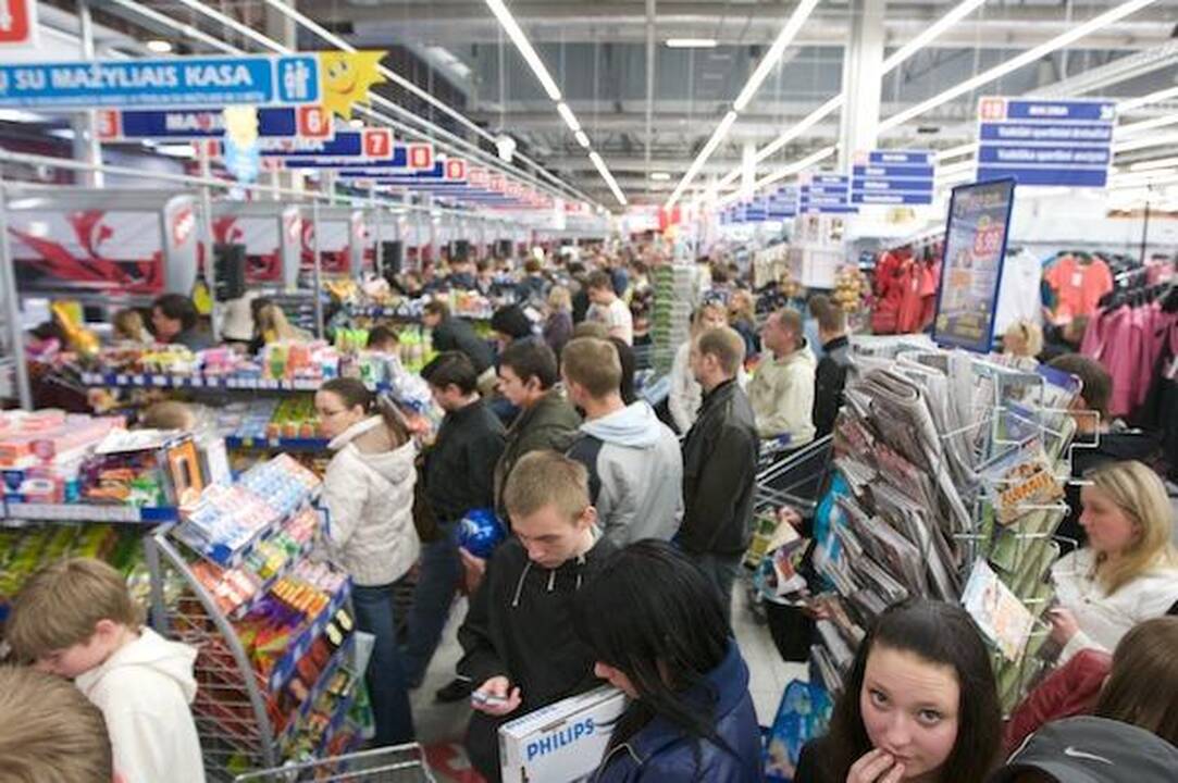 Naktinis išpardavimas „Akropoliuose“: be didesnių incidentų