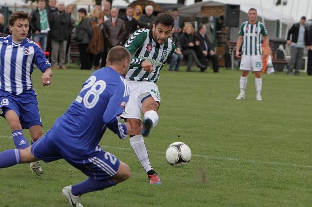 Renginių maratoną Neringoje pratęsė tarptautinis futbolas