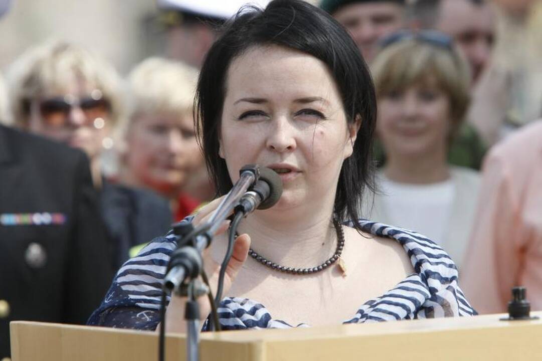 Uostamiestyje krikštynų ceremonija: moterys šventino laivus 