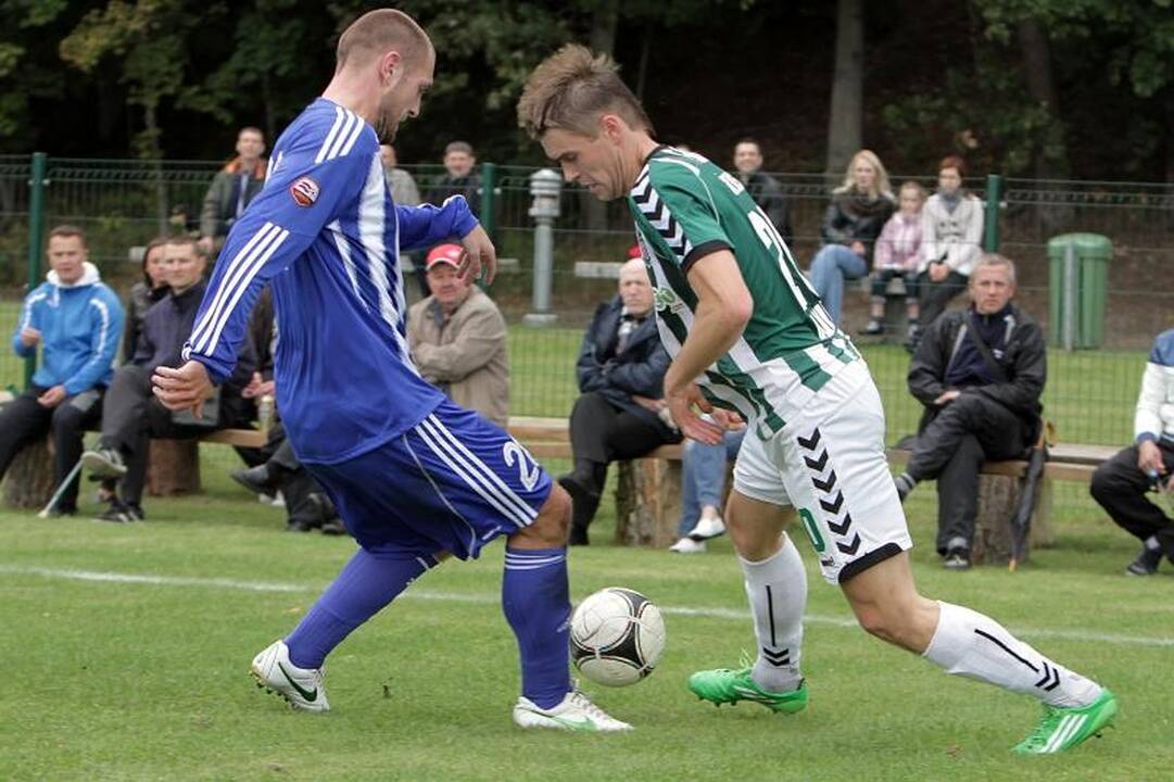 Renginių maratoną Neringoje pratęsė tarptautinis futbolas