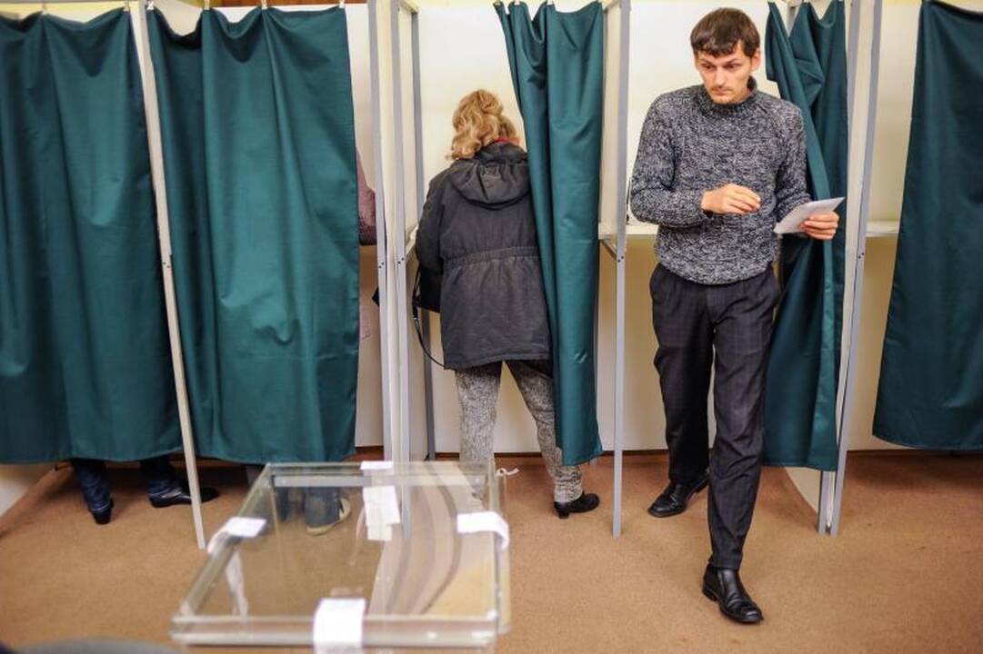 Trečiadienį Kaune iš anksto balsavo per tūkstantį rinkėjų