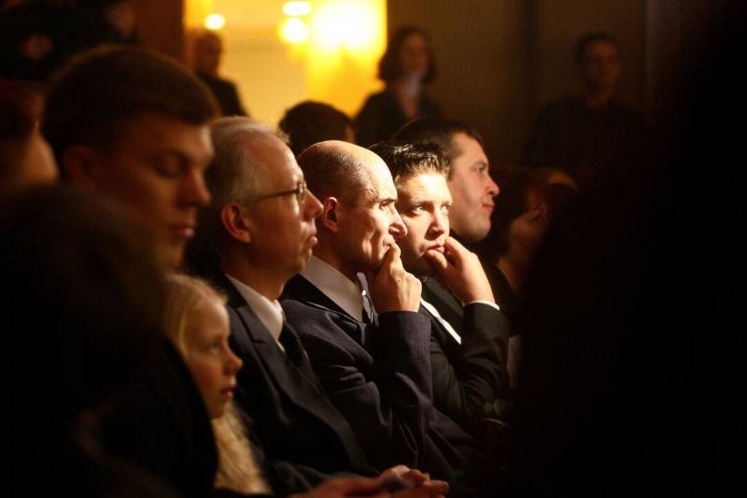 „Lietuvos ponia 2012“ tituluota žavi keturių vaikų mama