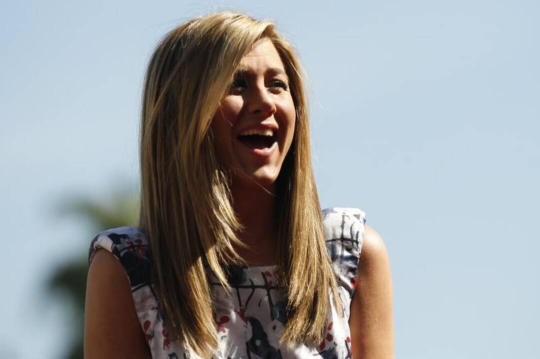 Jennifer Aniston įrašė savo vardą žvaigždėje Holivudo šlovės alėjoje