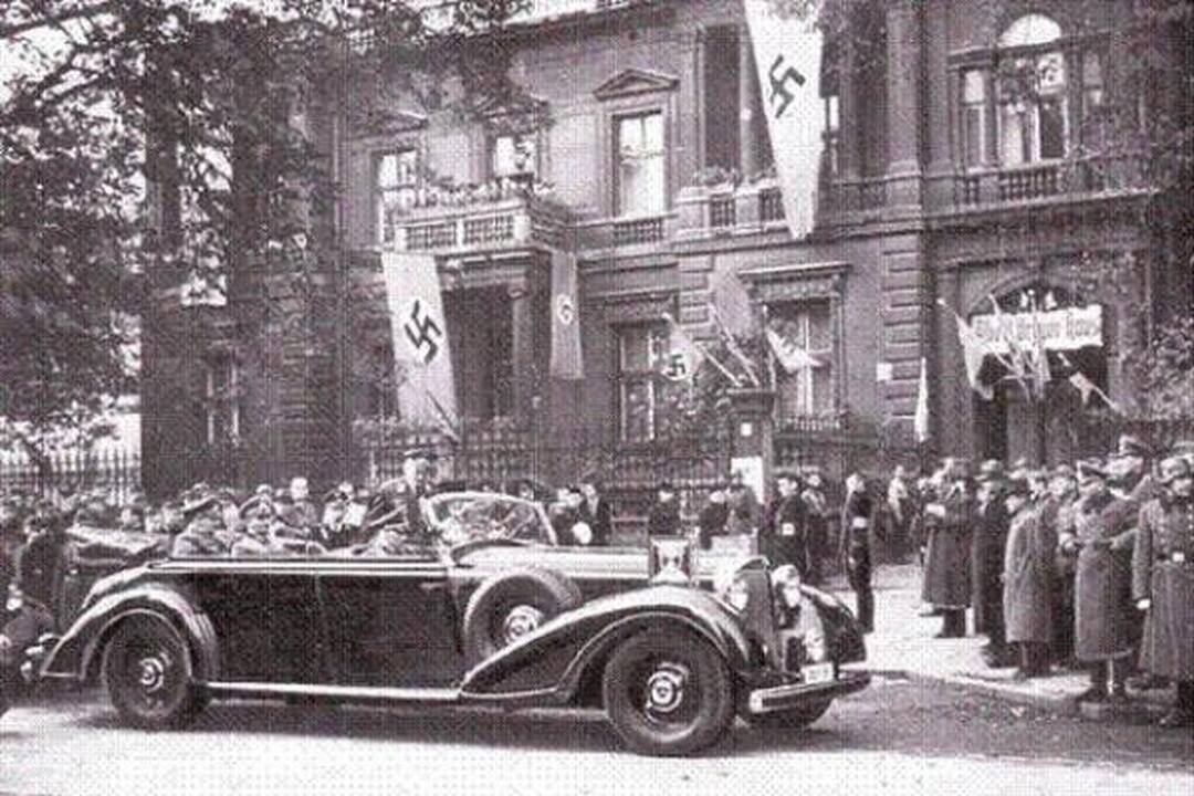 Istoriniai modeliai: "Mercedes-Benz" (1936-1940)