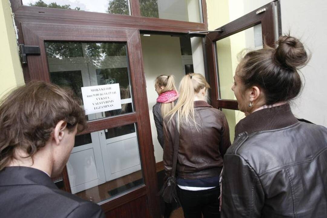 Iš lietuvių kalbos egzamino - tiesiai į ligoninę