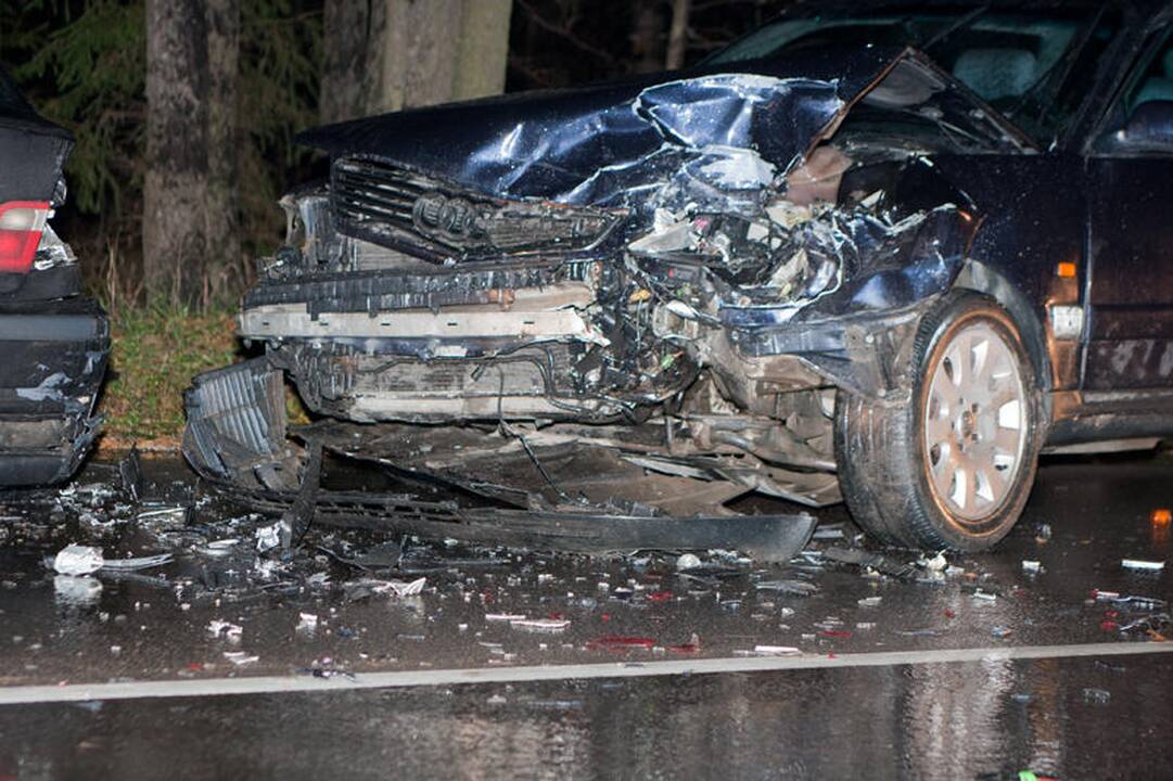 Vilniuje susidūrus dviem automobiliams nukentėjo mažametis
