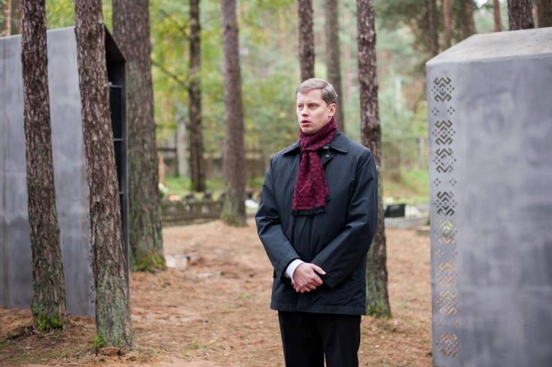 Kolumbariumai Petrašiūnų kapinėse: vieni šaiposi, kiti giriasi