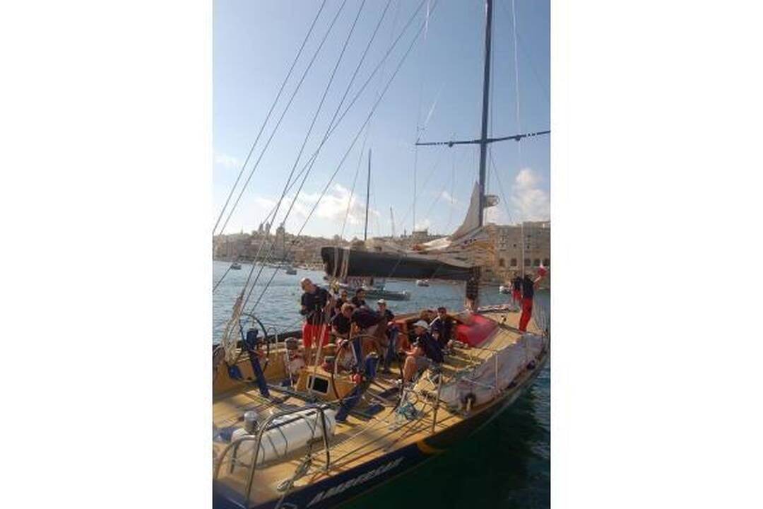 "Ambersail": lietuvių jachtą sulaikė tik ugnikalnio šešėlis