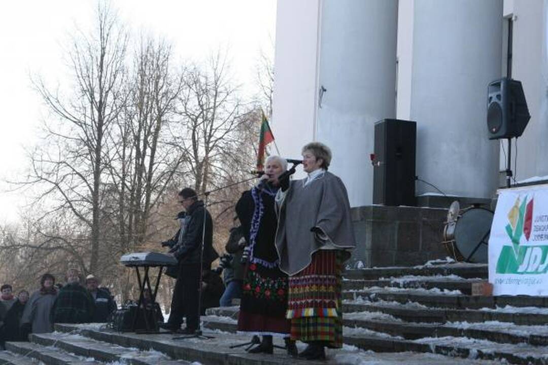JDJ: laisvę iš mūsų pavogė (papildyta)