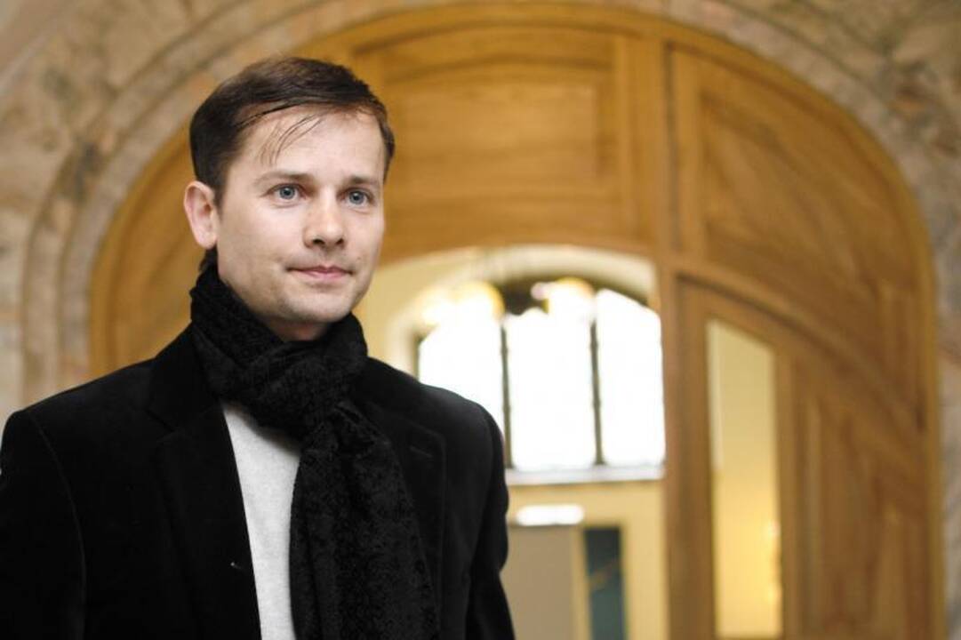Baleto žvaigždė A.Liepa užsuko į N.Juškos mokyklą