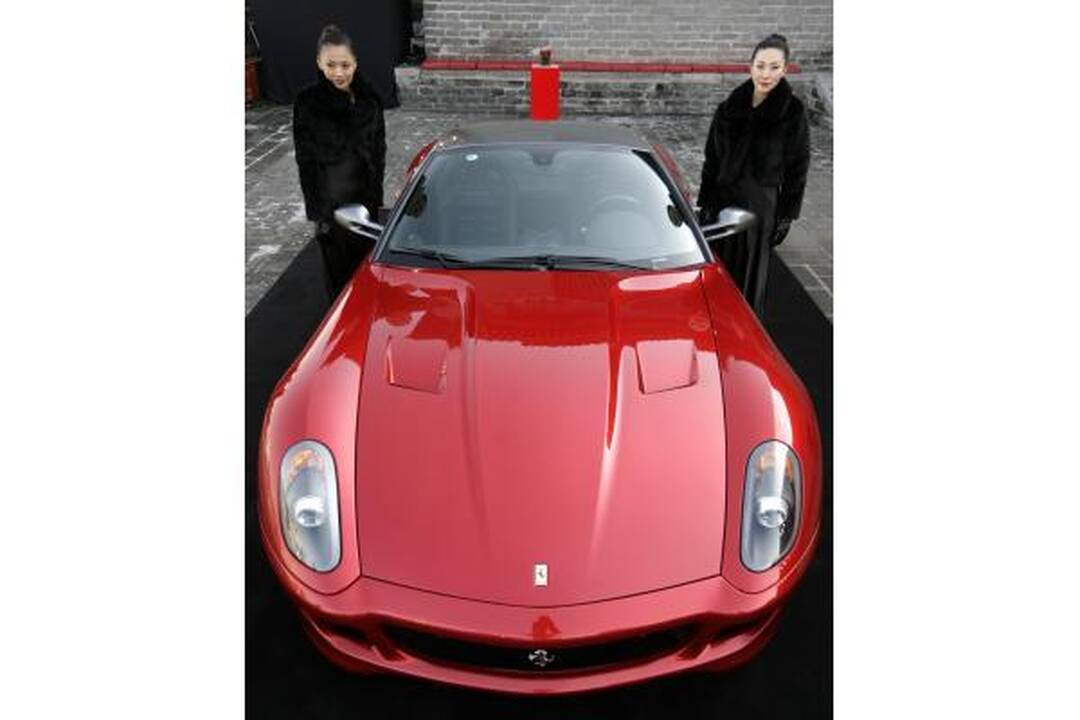 Kinas už rekordinę sumą nusipirko keramikinį “Ferrari”