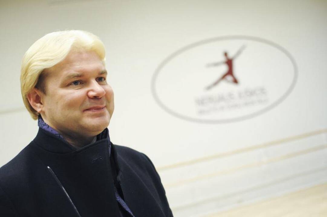Baleto žvaigždė A.Liepa užsuko į N.Juškos mokyklą