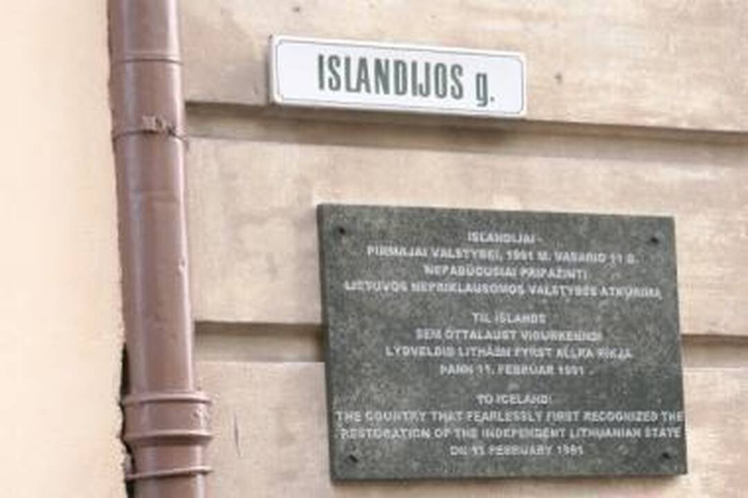 Vilniuje atidengta atminimo lenta Islandijai