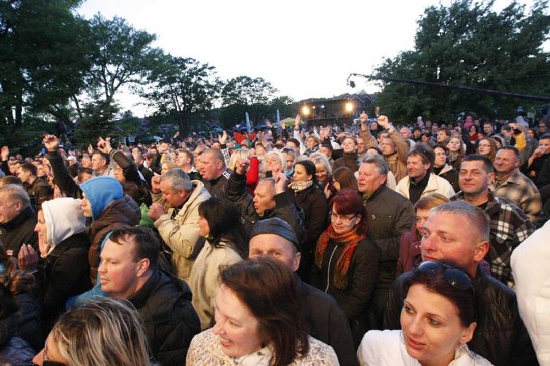 Neringoje vasarą paskelbė žvaigždžių desantas