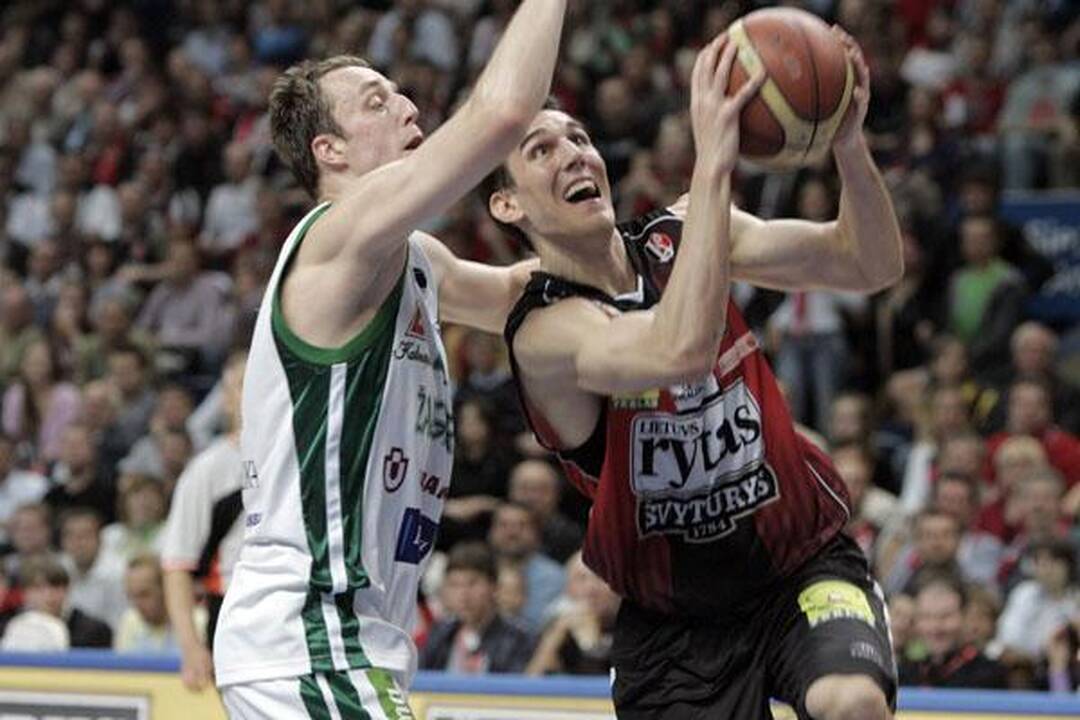 Galingai startavęs "Lietuvos rytas" įveikė "Žalgirį" 89:75 (papildyta)