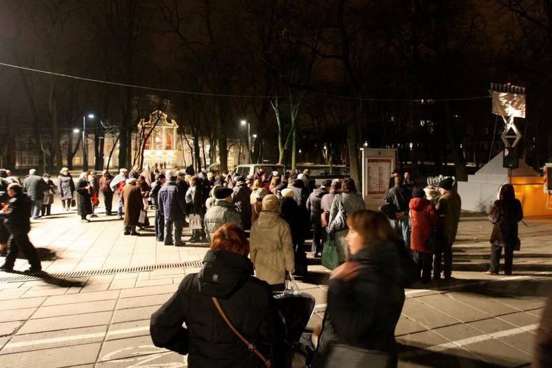 Laisvės alėjoje uždegta Didžioji Menora 