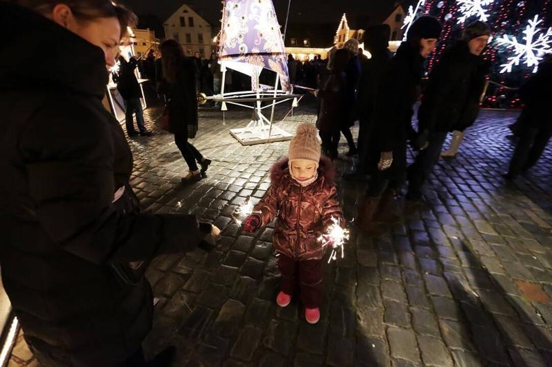 Švenčiantį uostamiestį sveikino kariliono garsai ir fejerverkas