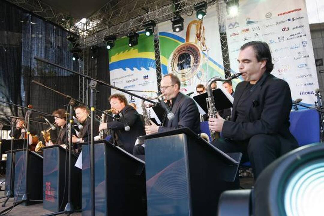 XVI Klaipėdos Pilies džiazo festivalio scenoje - žvaigždžių koncertas