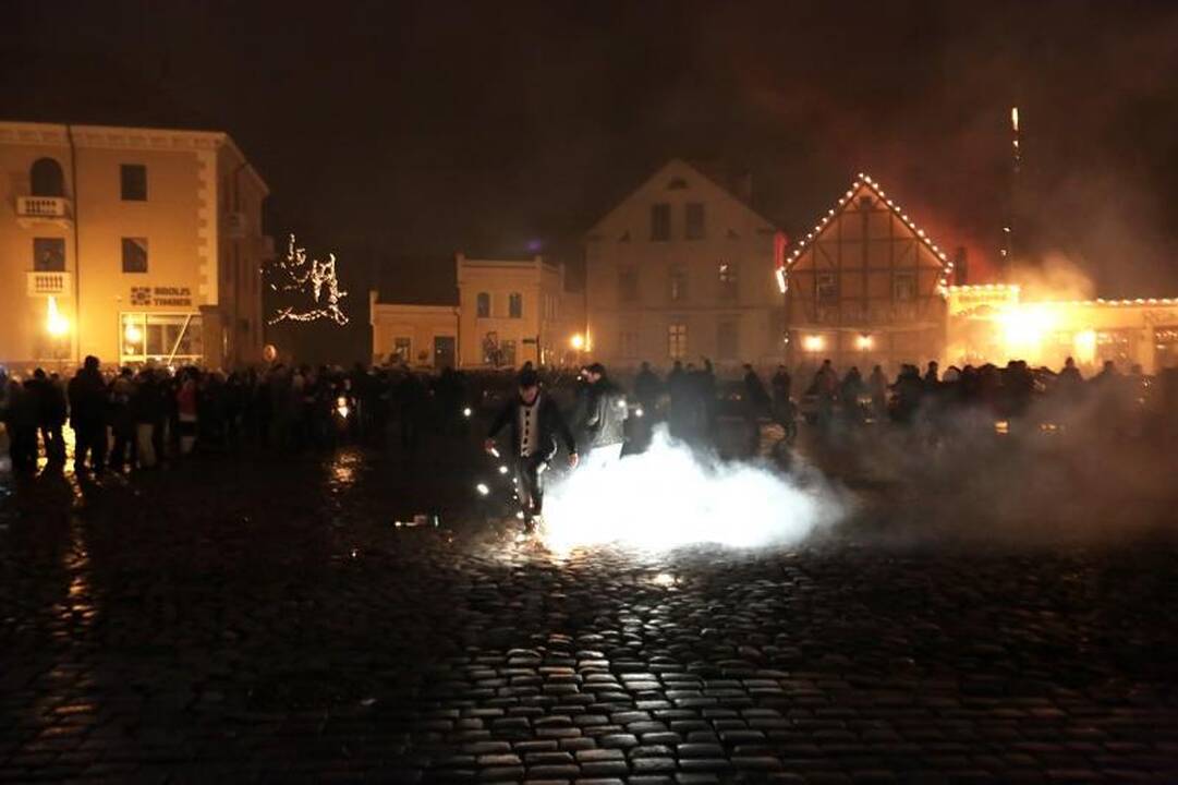 Švenčiantį uostamiestį sveikino kariliono garsai ir fejerverkas