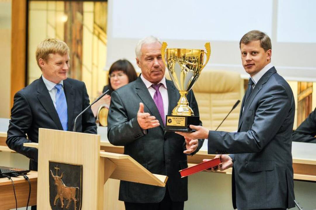 Dėl oro bendrovės „Air Lituanica” A. Zuokas Kaune klaupsis ant kelių