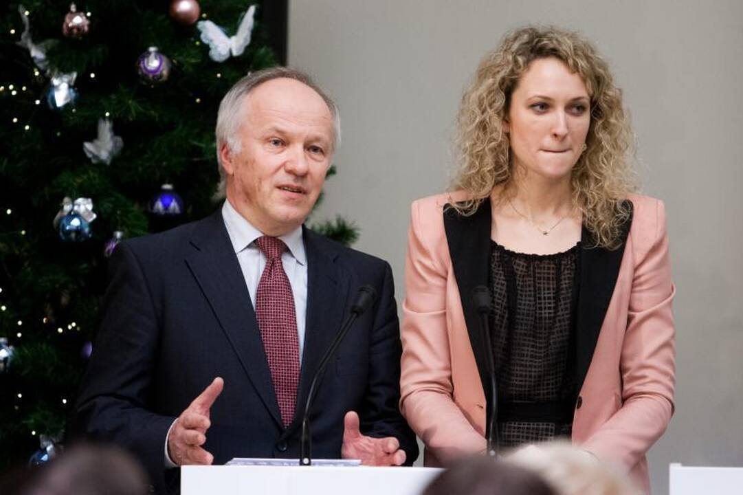 Prezidentūroje apdovanoti B.Galdikas, I.Laursas, A.Mockus, J.Mekas