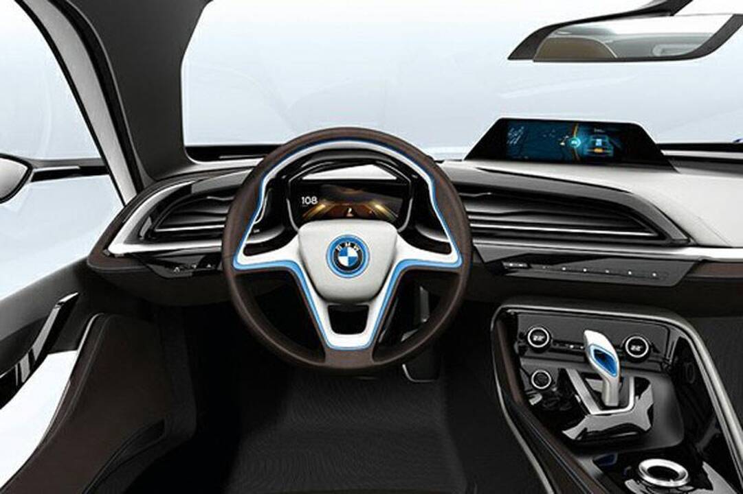 BMW iš Frankfurto: „i8“ - velniškai pašėlęs ekologiškas ryklys
