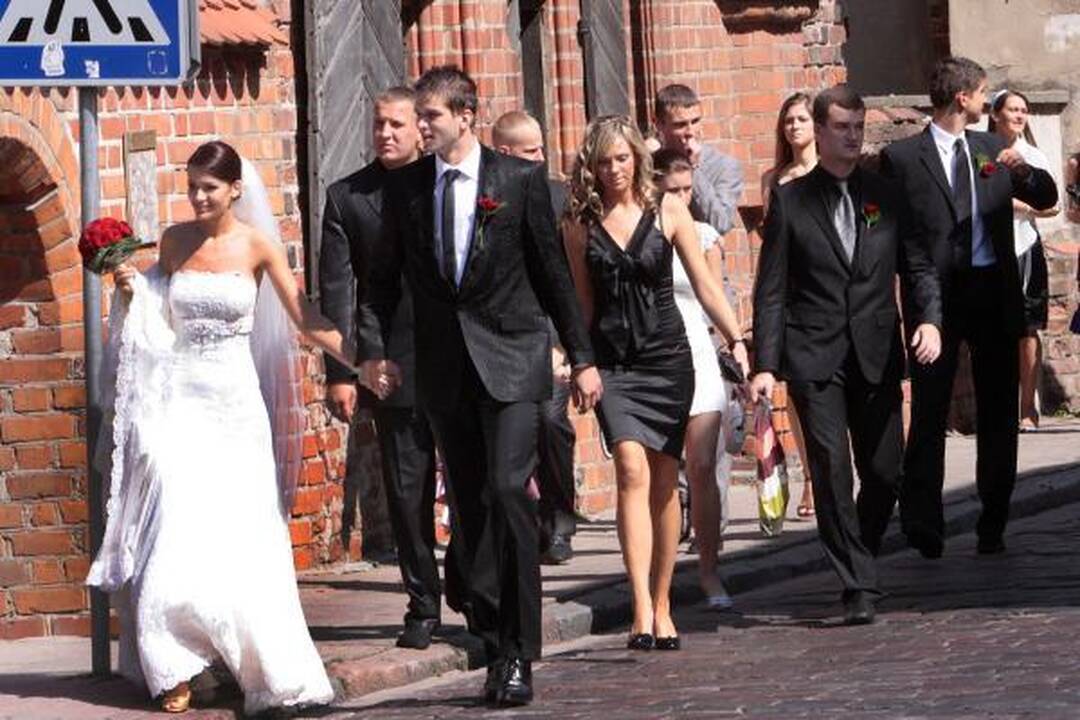 Kaune su savo išrinktąja susituokė krepšininkas M.Kalnietis