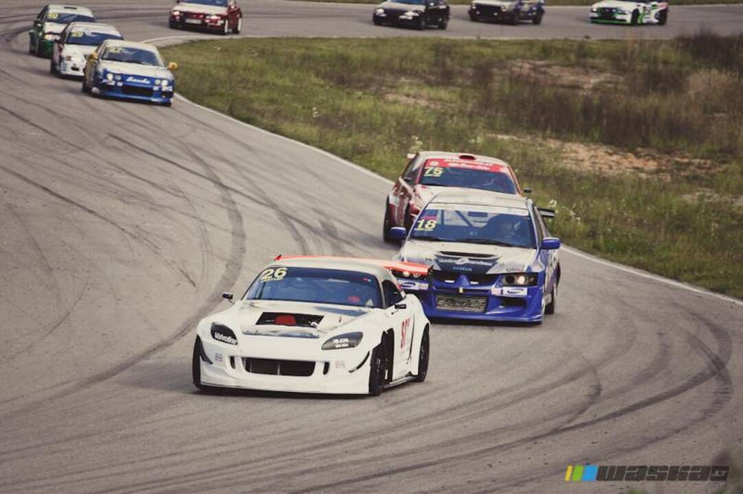 Automobilių varžybos „Fast Lap 2012“: nuo Lietuvos iki Suomijos