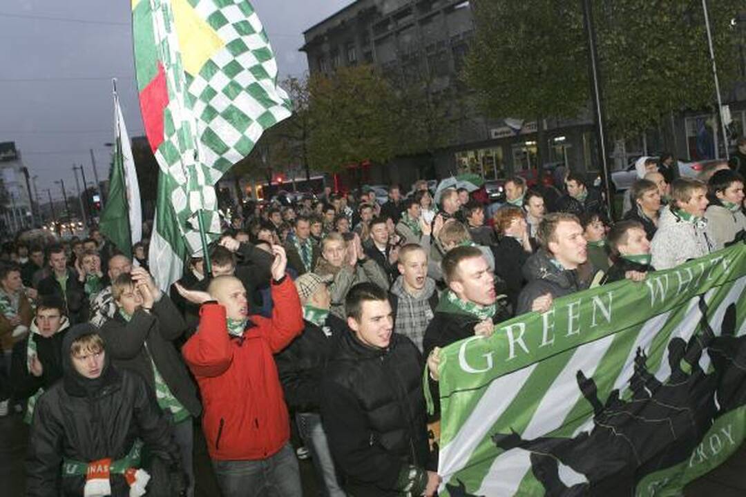 Kauno „Žalgirio“ sirgaliai surengė eitynes