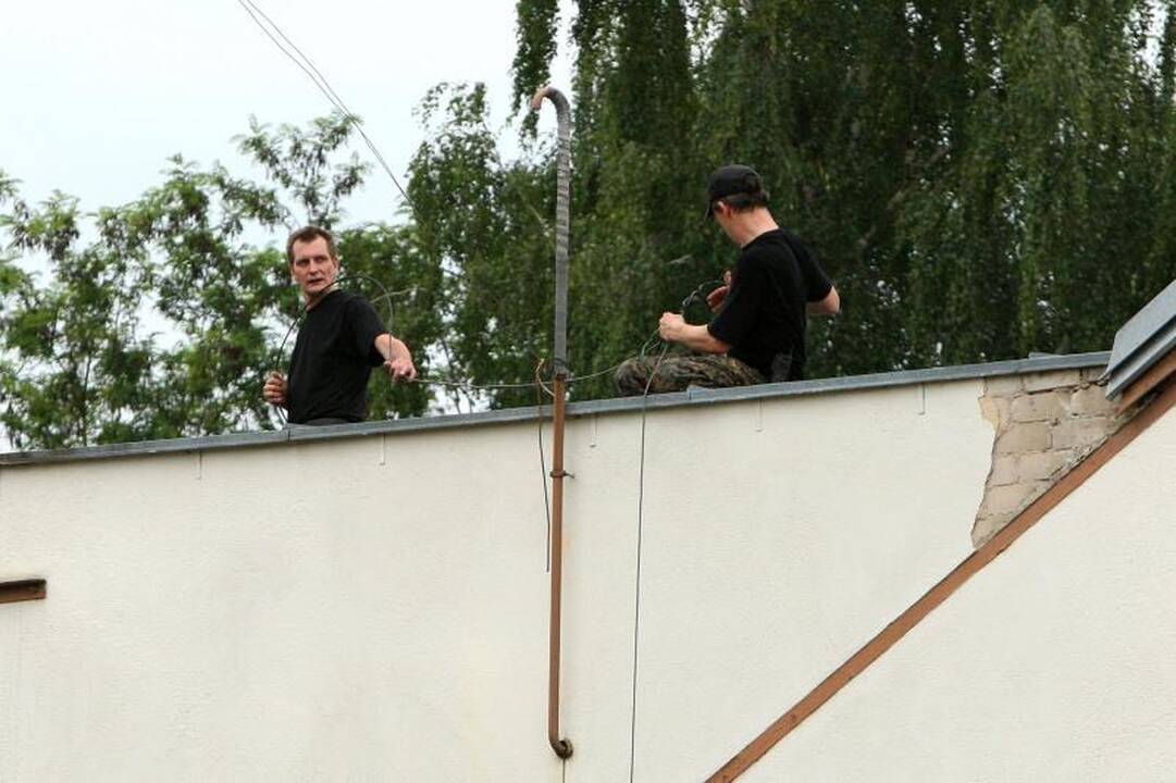 Olandų futbolo sirgaliai jau Kaune, lenkai jau spėjo pasižymėti (pildoma)