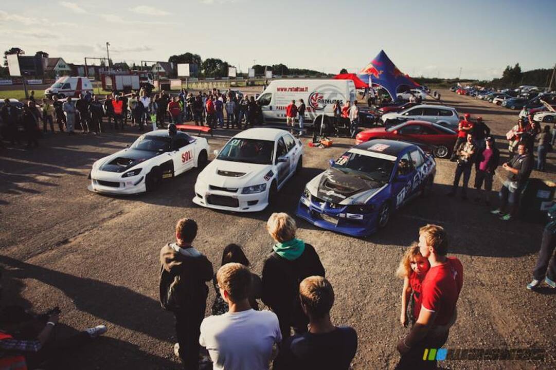 Automobilių varžybos „Fast Lap 2012“: nuo Lietuvos iki Suomijos