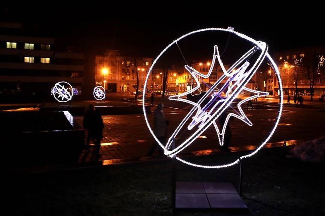 Švenčiantį uostamiestį sveikino kariliono garsai ir fejerverkas