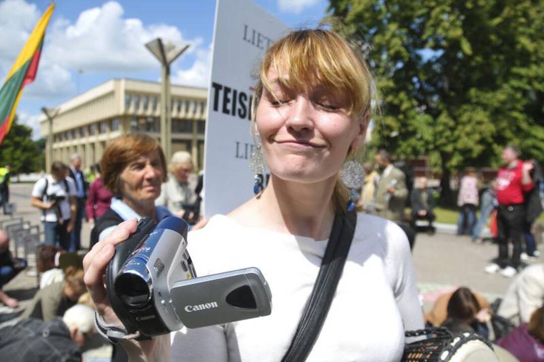 N.Venckienės šalininkai prie Seimo reikalavo „Tiesos“