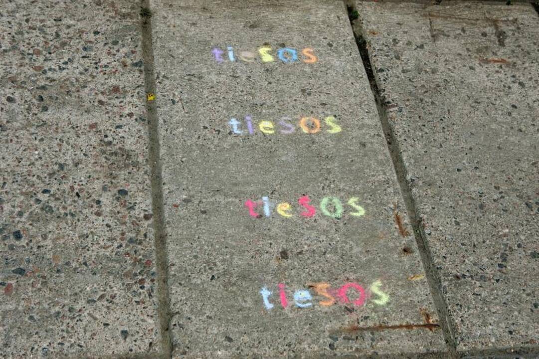 Žodis „Tiesos" atsirado Nemuno krantinėje, Ąžuolyne, prie savivaldybės
