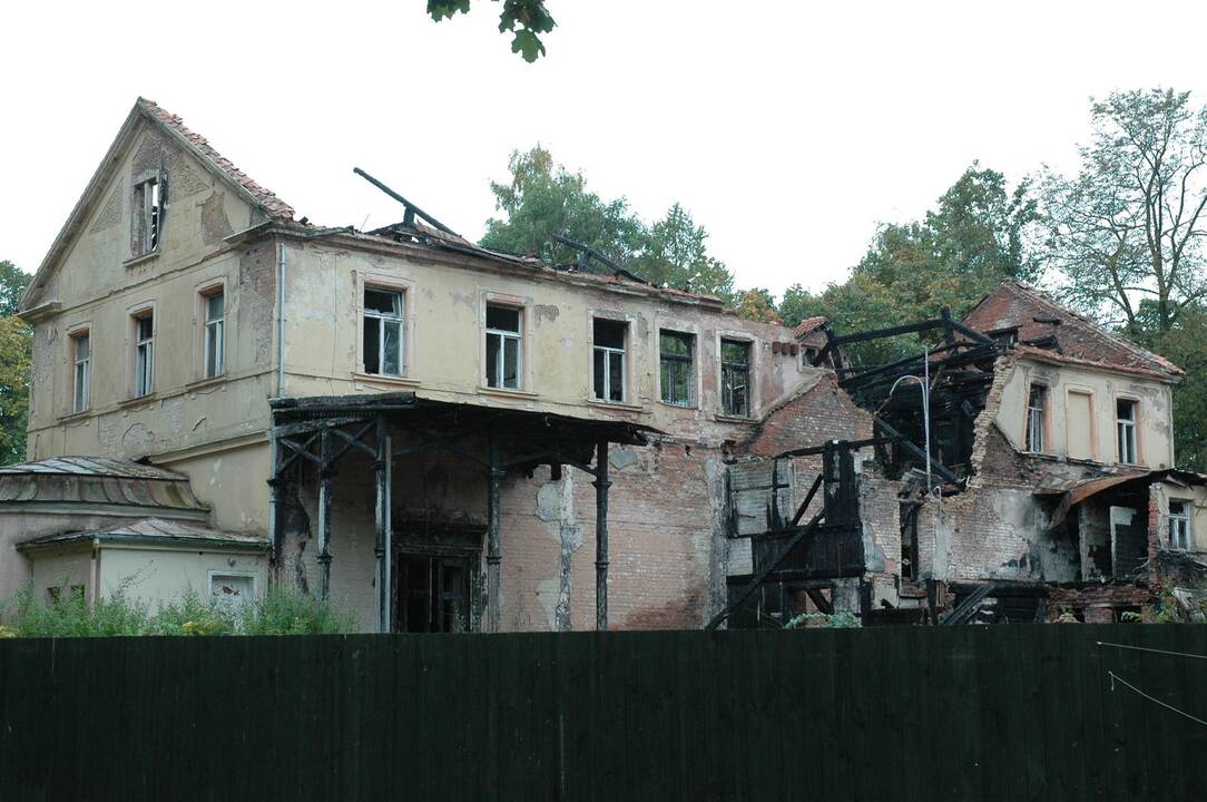 Vertinti Palangos kurhauzą nori dvi įmonės