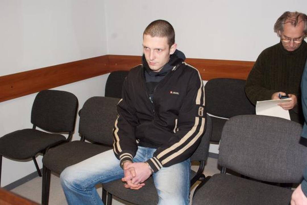 Skustagalvių eitynių dalyvis antisemitinius šūkius galės skanduoti už grotų