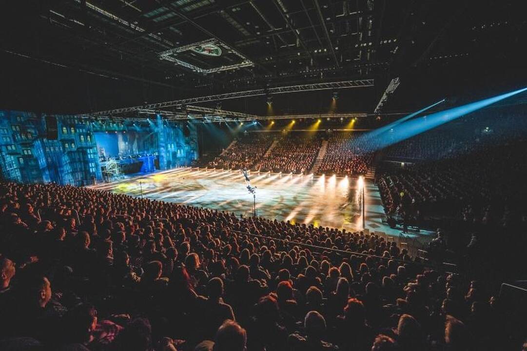 Magiškam spektakliui ant ledo kauniečiai plojo atsistoję