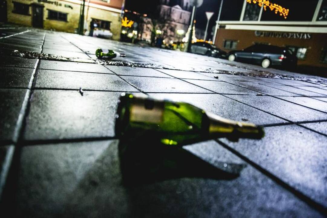 Naujametė naktis ir policijai, ir medikams buvo itin intensyvi