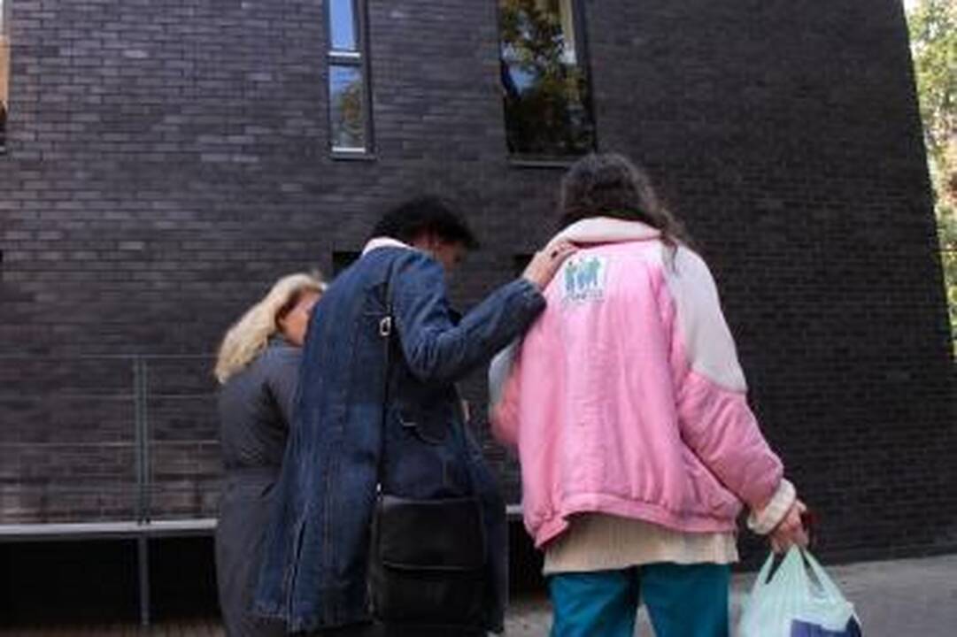 Šeimos drama: neįgali dukra motinai nereikalinga