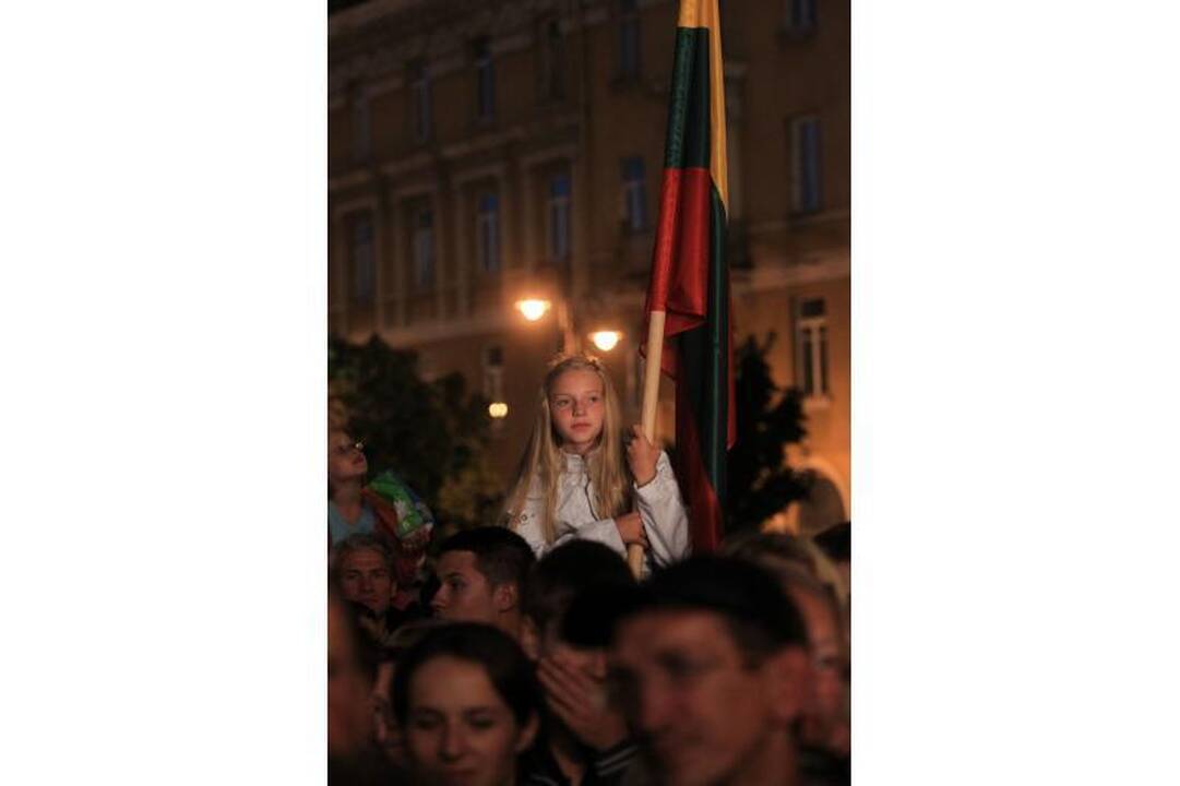 Lietuva pasitiko olimpinį auksą parvežusią R.Meilutytę