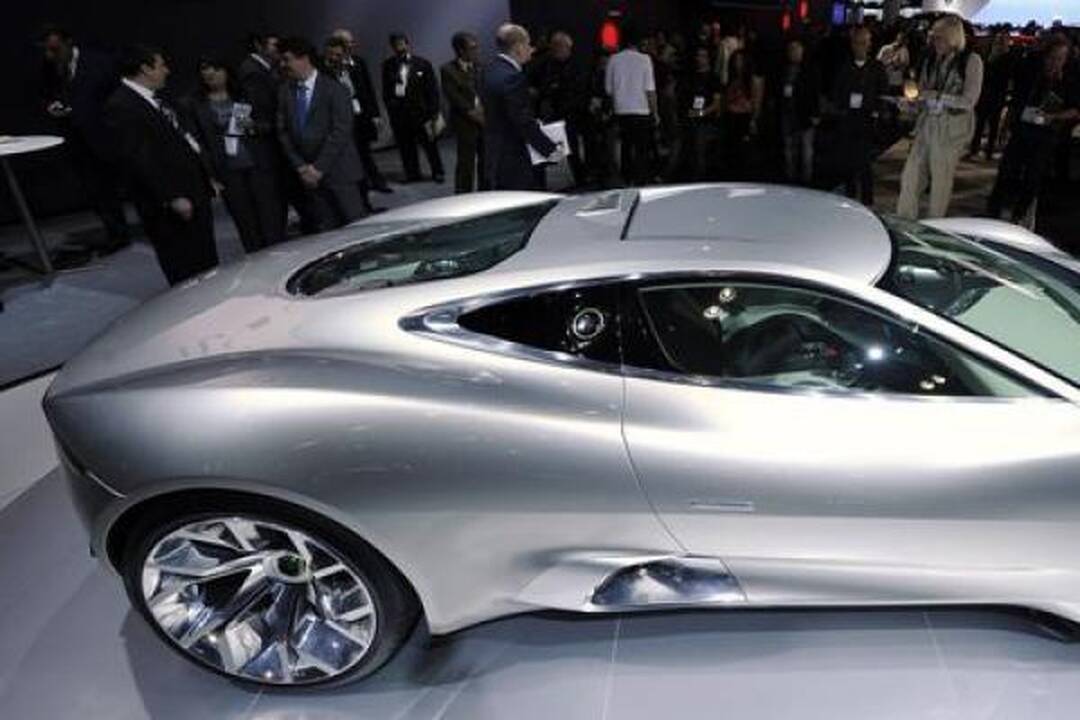 Automobilių paroda Los Andžele: nuo mažylio iki giganto