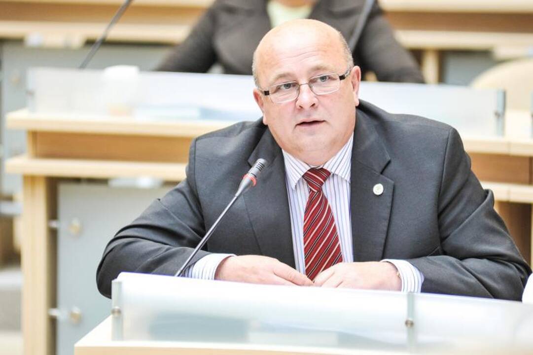 Dėl oro bendrovės „Air Lituanica” A. Zuokas Kaune klaupsis ant kelių