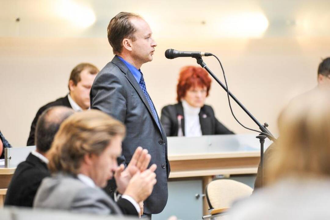 Dėl oro bendrovės „Air Lituanica” A. Zuokas Kaune klaupsis ant kelių